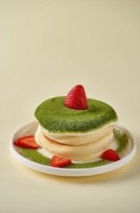 Matcha Tiramisu Pancakes